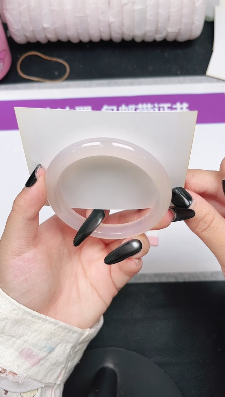 未镶嵌手镯石英质玉131-57