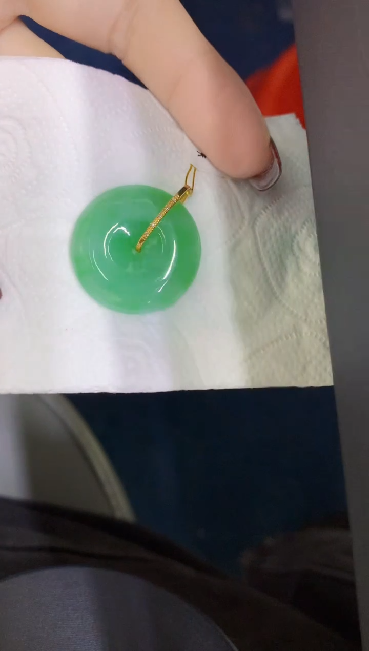 颈饰18K金镶嵌翡翠缅甸天然翡翠A货