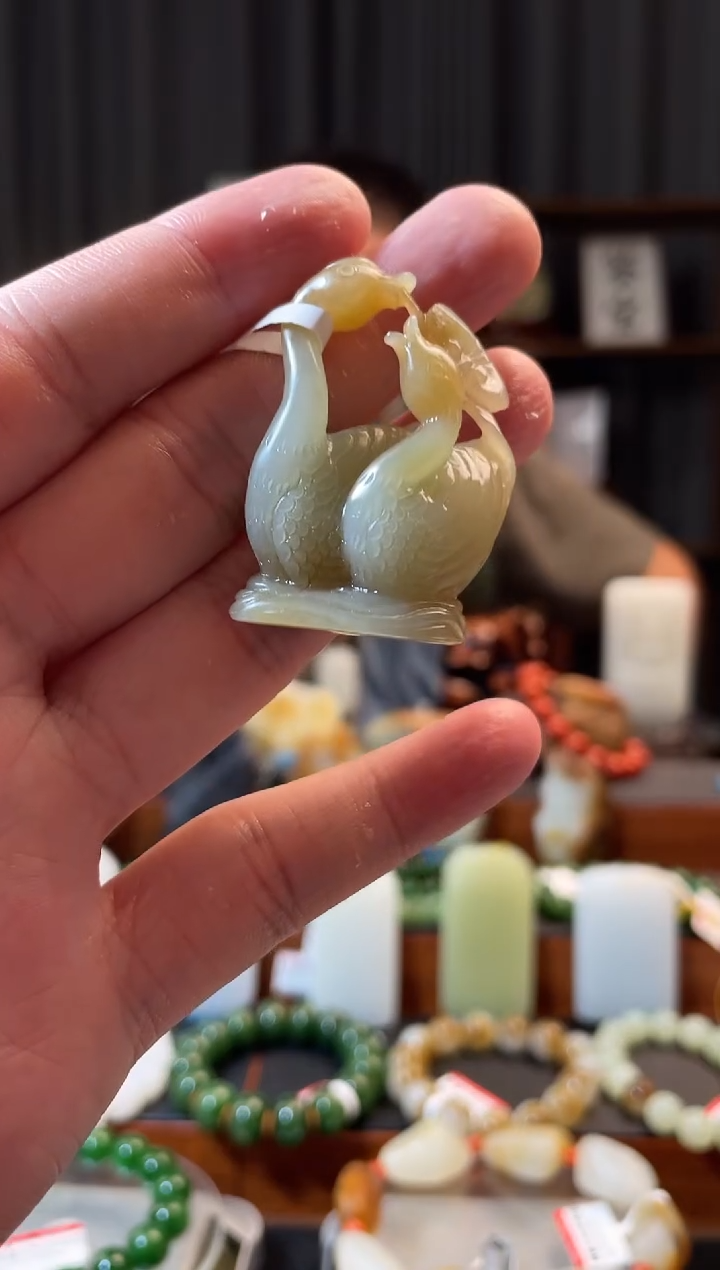 和田玉未镶嵌吊坠(不含链)挂件