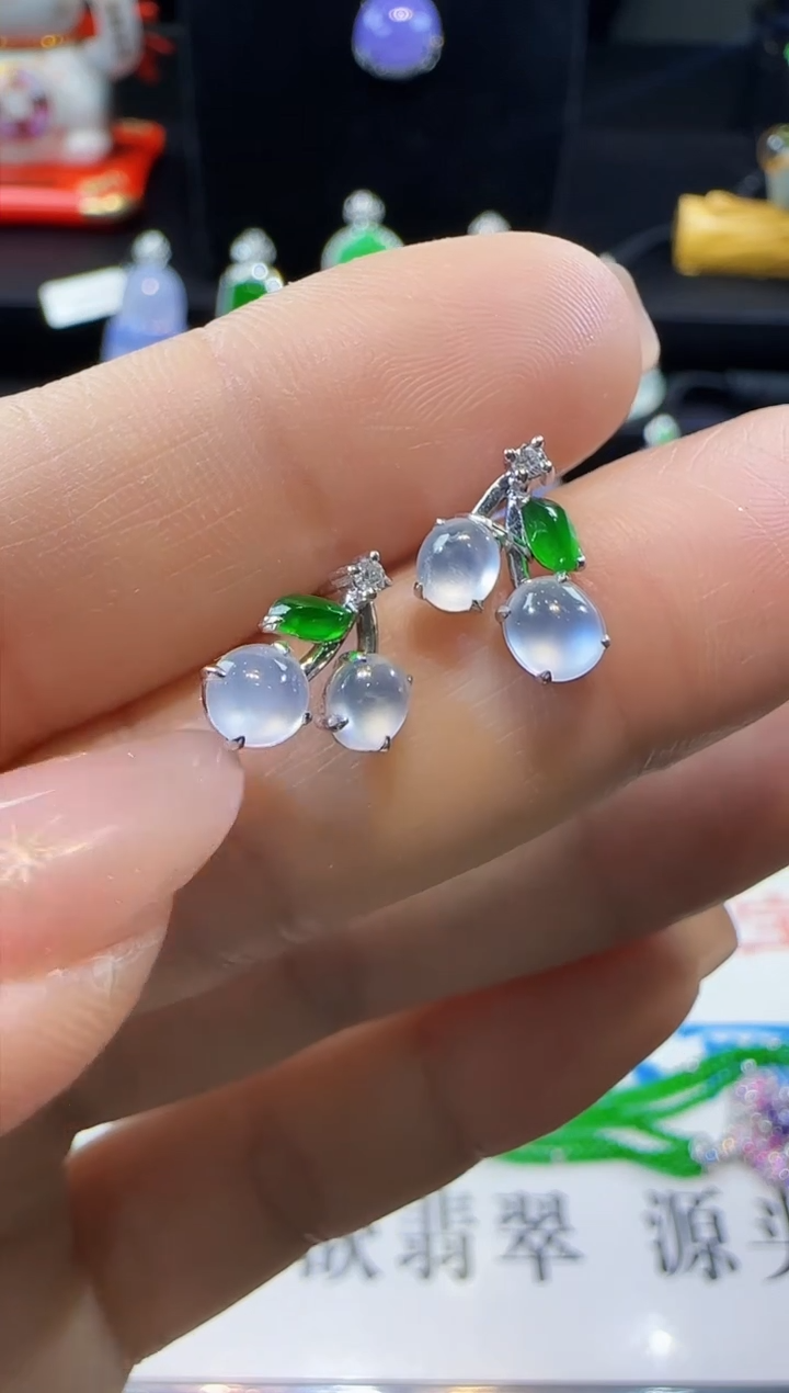 【闪购商品】翡翠耳饰18K金镶嵌耳钉