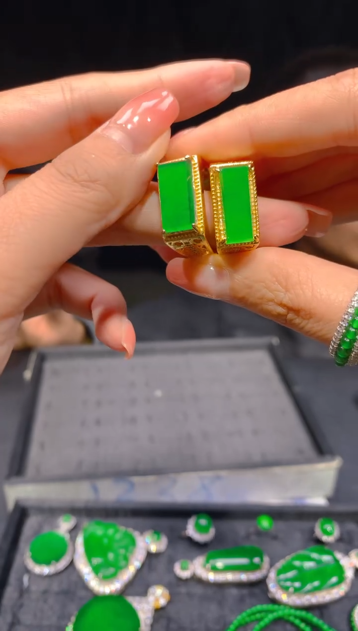 【闪购商品】定制翡翠未镶嵌151多样性发货（发其一）