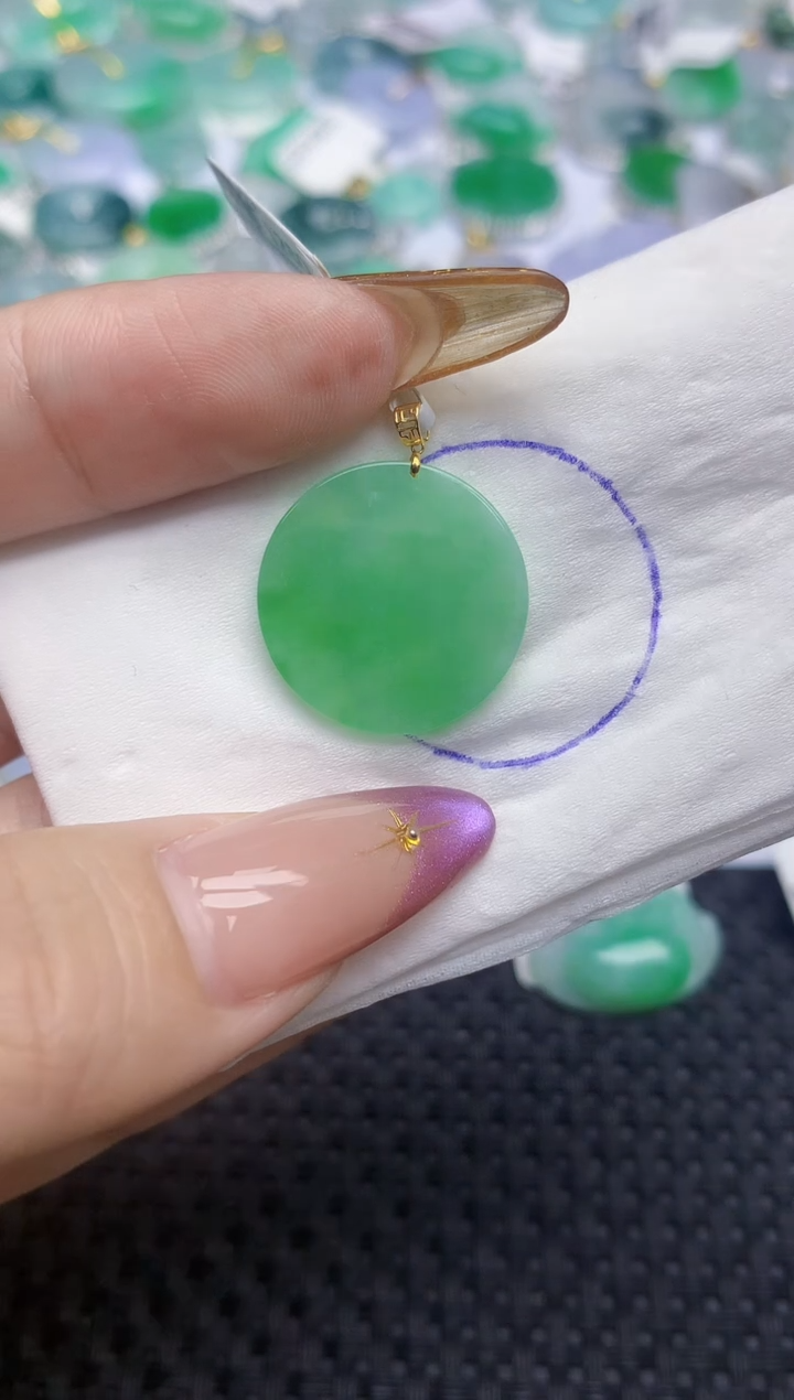 翡翠18K金镶嵌颈饰226   天然翡翠A货  百元以上9米证书费自理