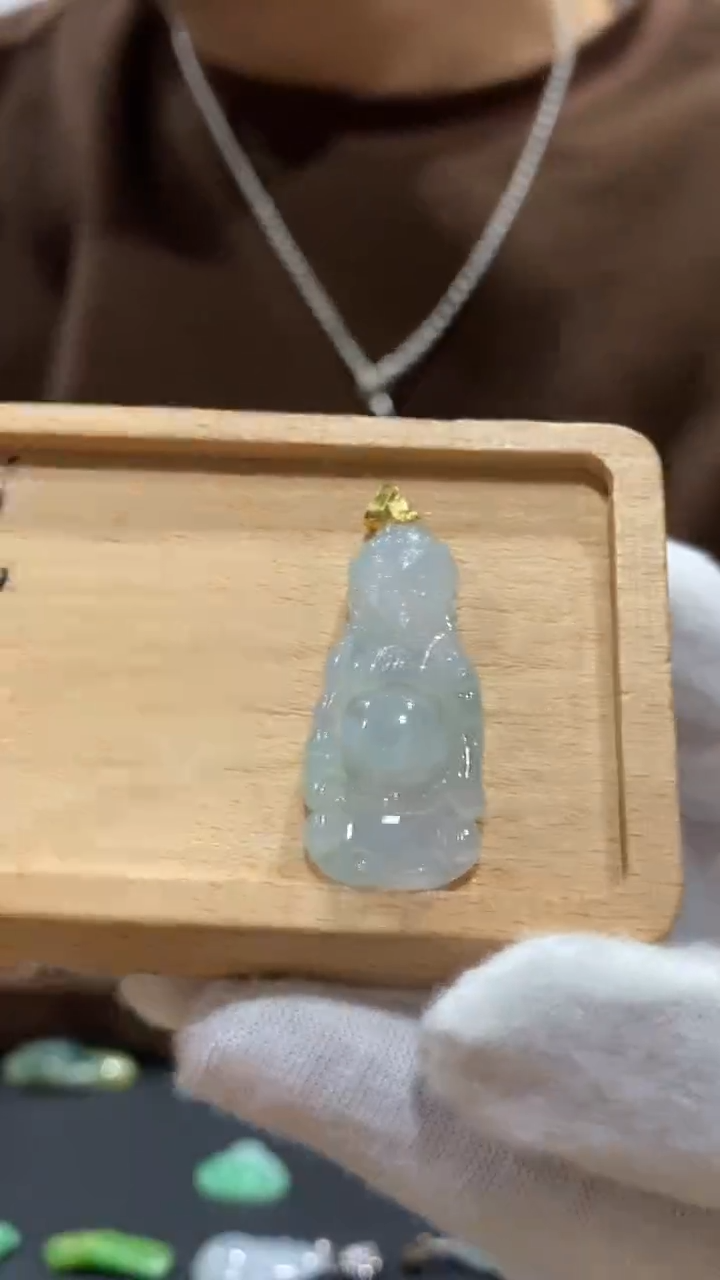吊坠(不含链)18K金镶嵌翡翠站佛