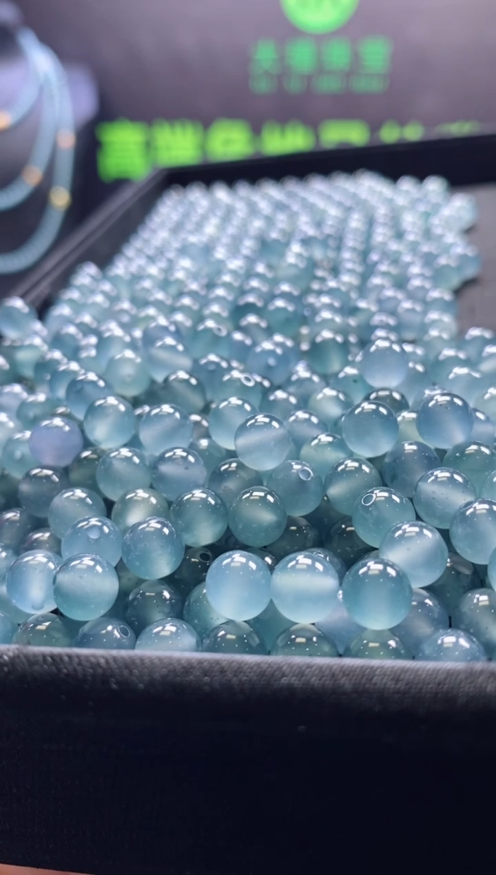 颈饰未镶嵌翡翠单颗卡8MM多样性发货（5颗一组）