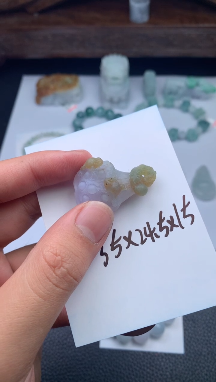 【闪购商品】定制翡翠未镶嵌莲蓬