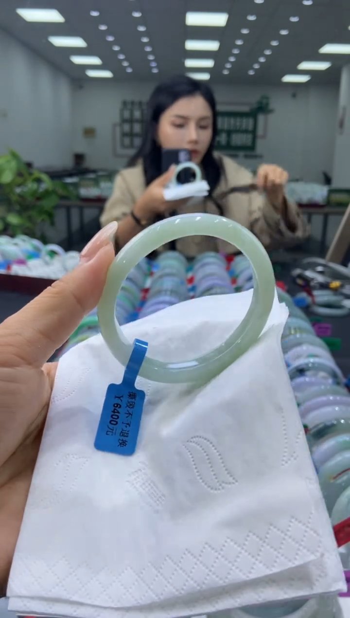 未镶嵌手镯翡翠0001105
