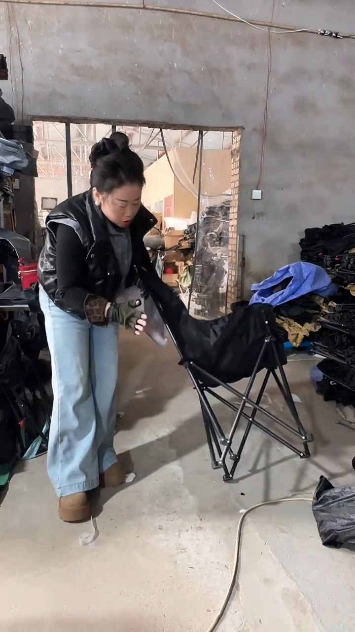 铁高背月亮椅    黑色
