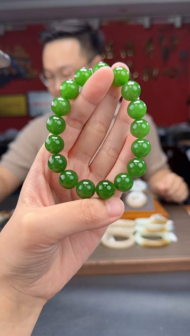 手串未镶嵌和田玉碧玉辣绿单圈手串