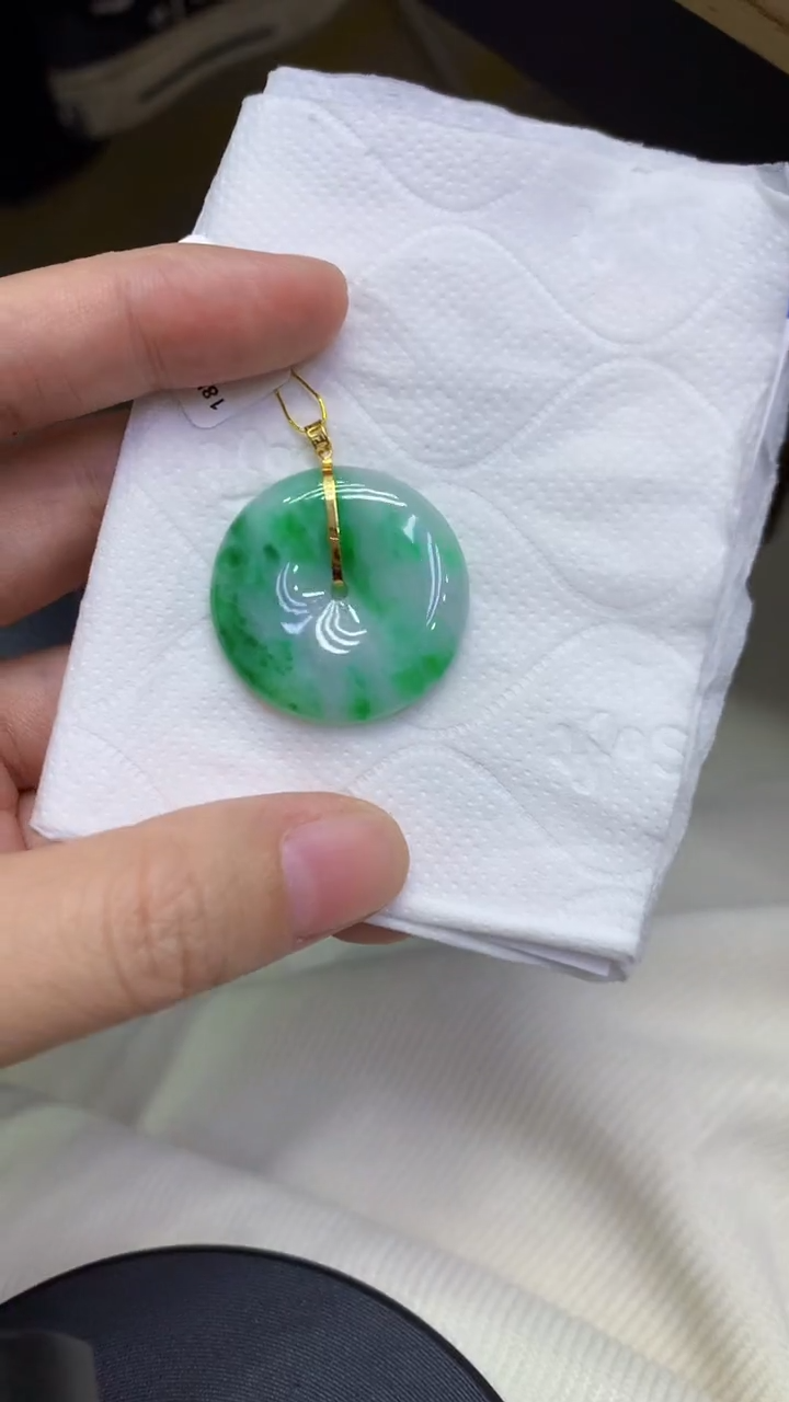 颈饰18K金镶嵌翡翠天然缅甸翡翠A货