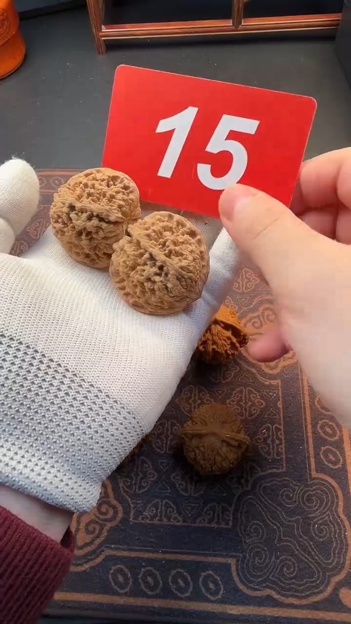 把件文玩核桃43满天星