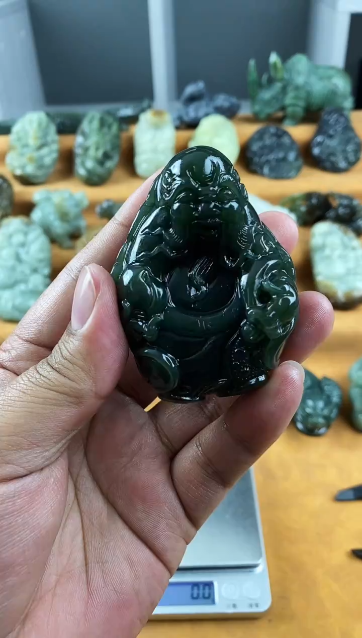 未镶嵌和田玉把件1