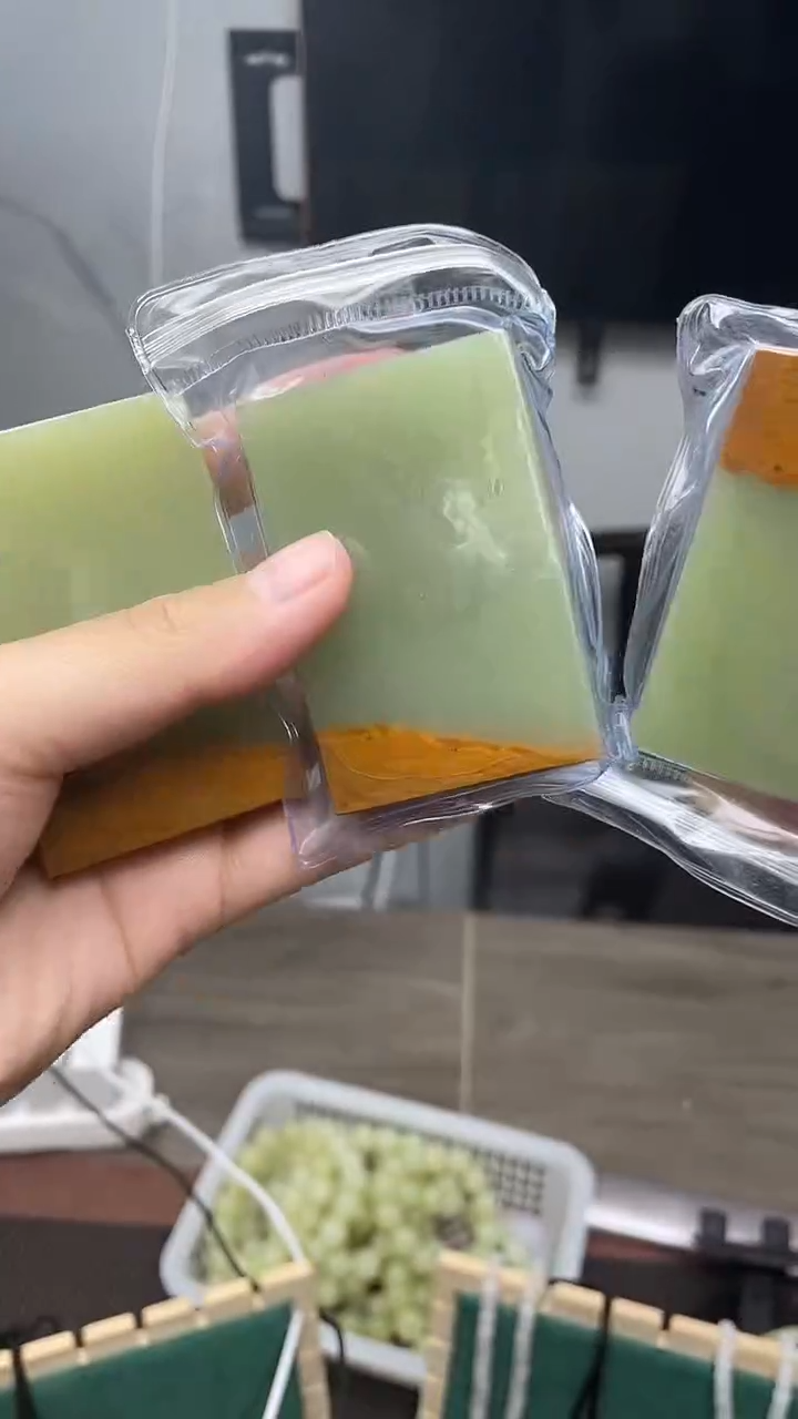 带皮6刀无事牌多样性发货任意一件