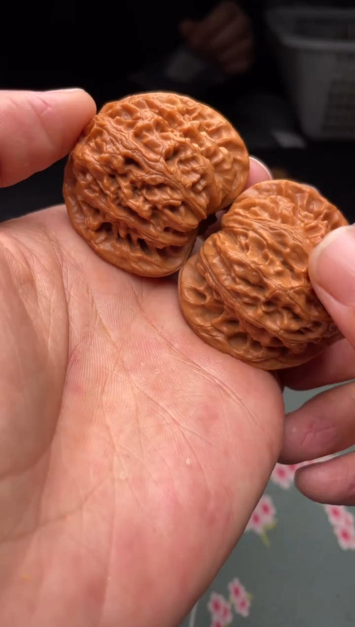 把件文玩核桃a131   龙脉  44尺