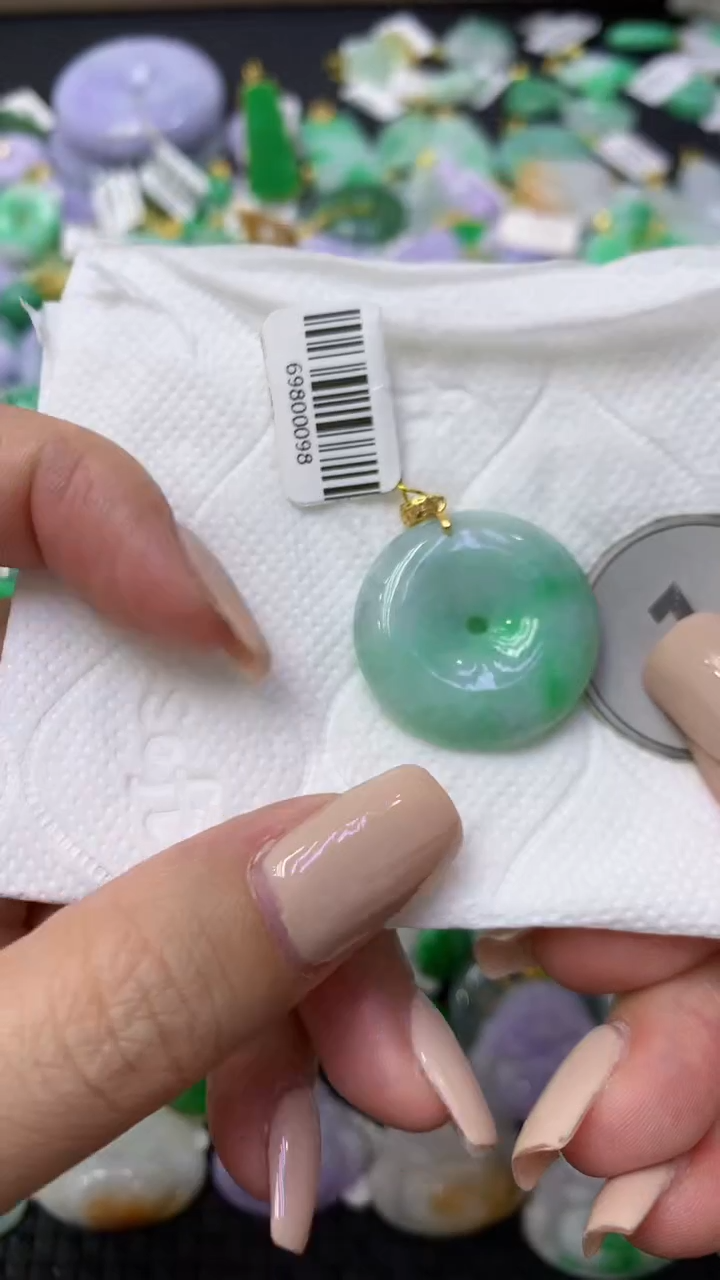 颈饰未镶嵌翡翠天然缅甸翡翠A货