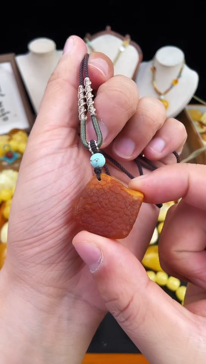 琥珀未镶嵌珠宝奇石柒月