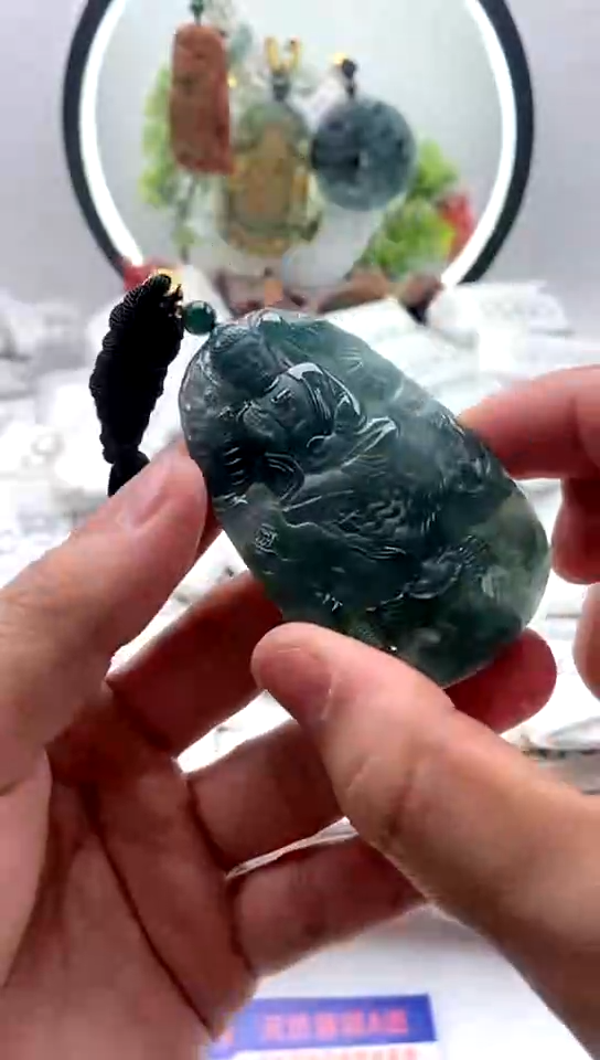 【闪购商品】翡翠颈饰未镶嵌阿弥陀佛