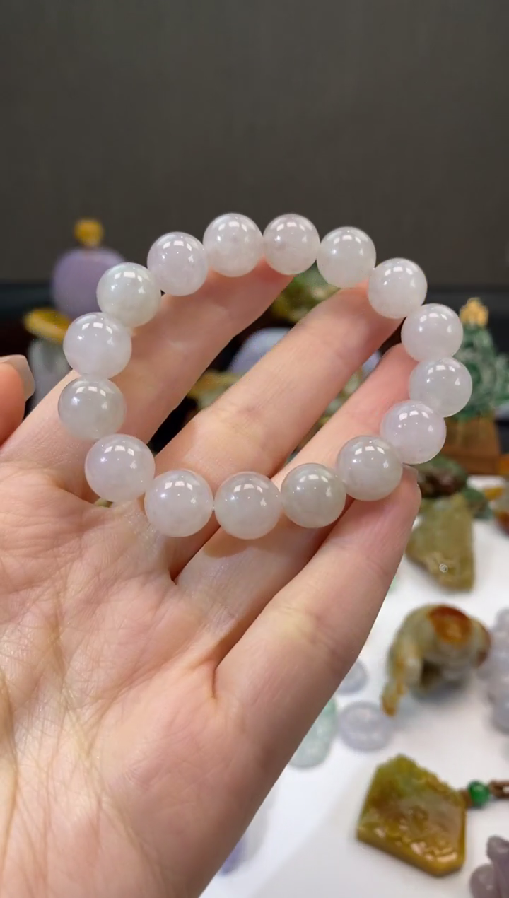 未镶嵌翡翠手串翡翠手串