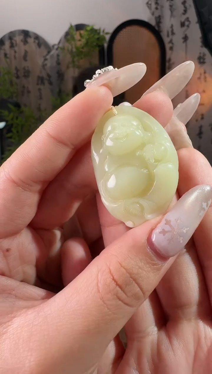 颈饰未镶嵌和田玉逍遥佛牌