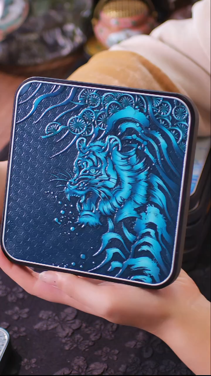 壹藏贰宝驺吾图案大垫子一片