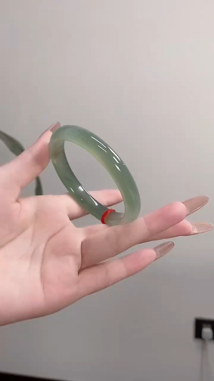 手镯玛瑙/玉髓未镶嵌62正圈