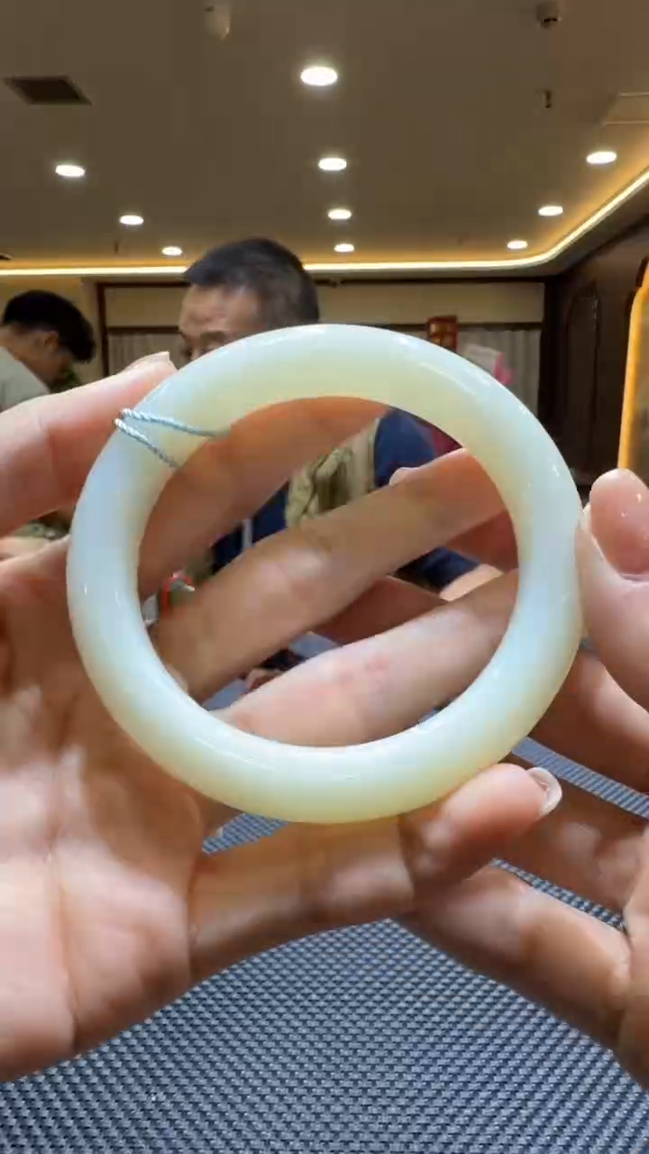 颈饰未镶嵌和田玉手镯59