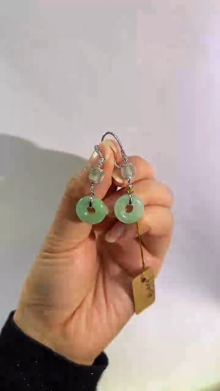 【闪购商品】翡翠耳饰18K金镶嵌翡翠甜甜耳饰多人不退不换