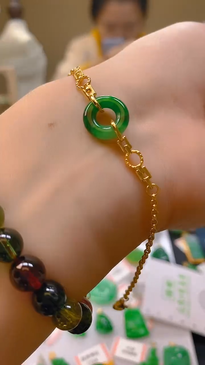 【闪购商品】翡翠颈饰未镶嵌新号开播，全场乱卖