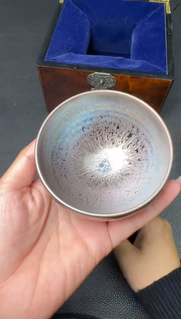 【闪购商品】茶盏杨敏彩金油滴70