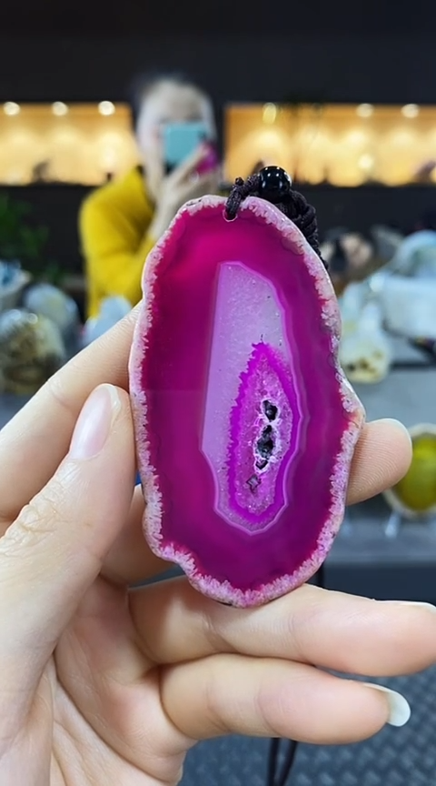未镶嵌颈饰玛瑙/玉髓瑞**花玛瑙