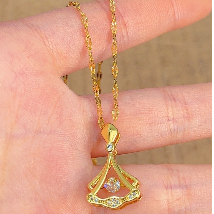 钛钢项链 A-82-灵动银杏叶ins吊坠项链气质轻奢时尚百搭小众精美