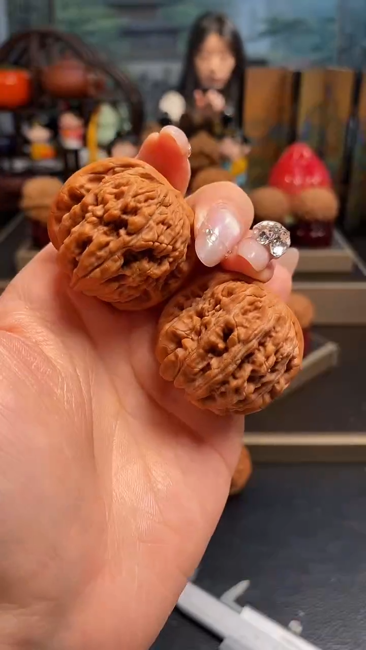 【闪购商品】文玩核桃吊坠K83四座楼36