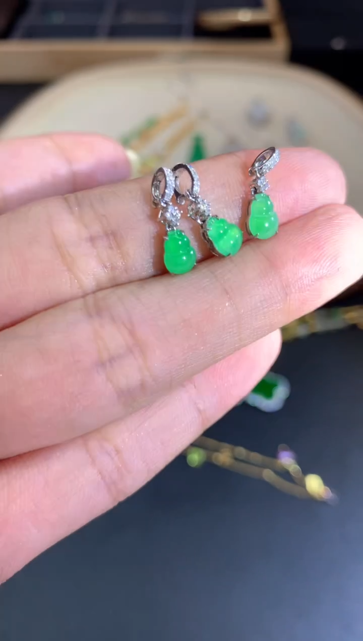 翡翠18K金镶嵌吊坠(不含链)W76|多样性发货一件880