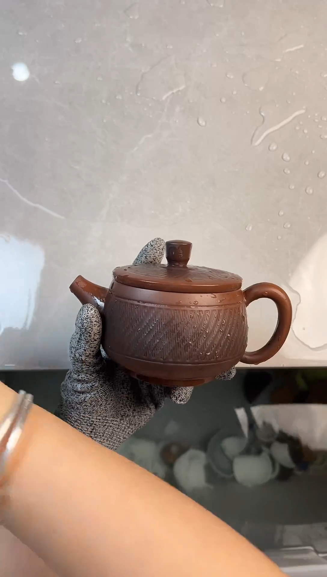 紫陶手工跳刀汉瓦壶300毫升