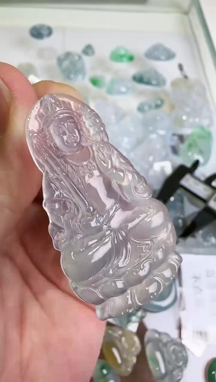 【闪购商品】翡翠吊坠(不含链)未镶嵌··