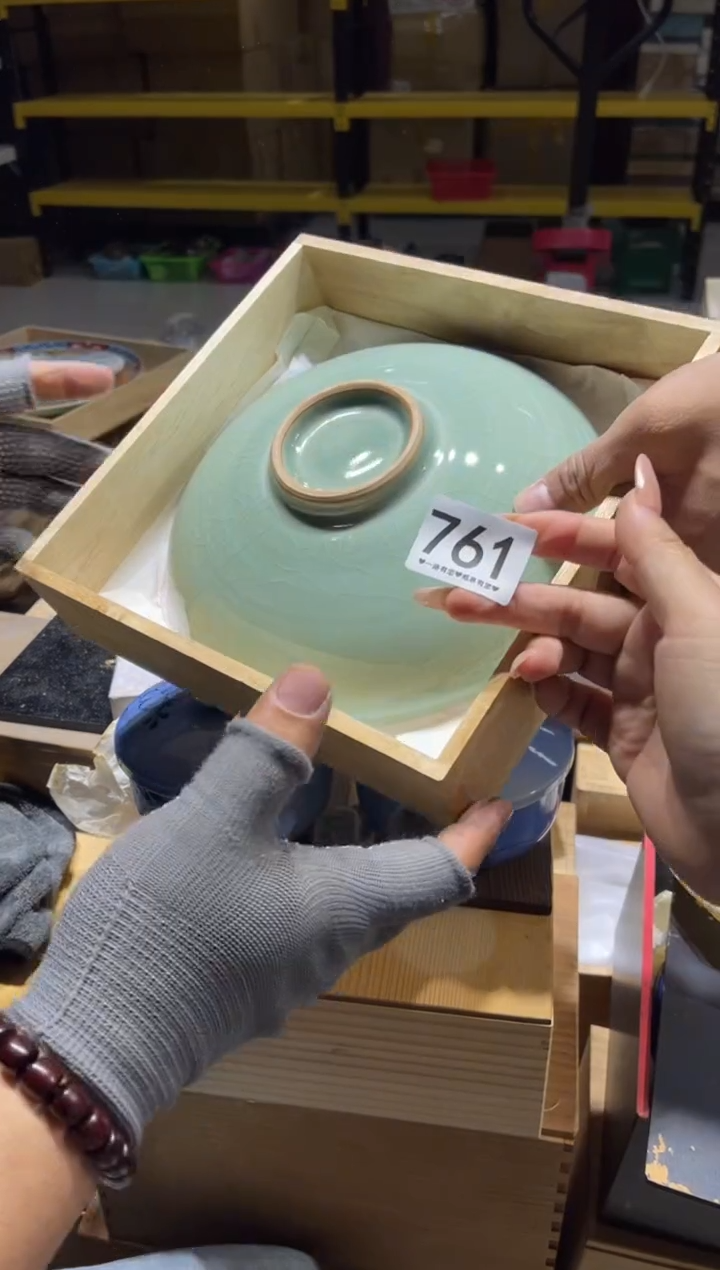 秋*陌761..............