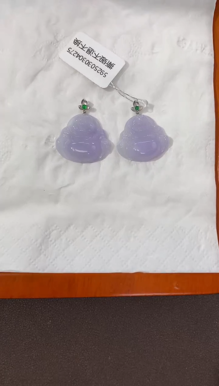 翡翠18K金镶嵌颈饰天然缅甸a货翡翠(多样性发其一