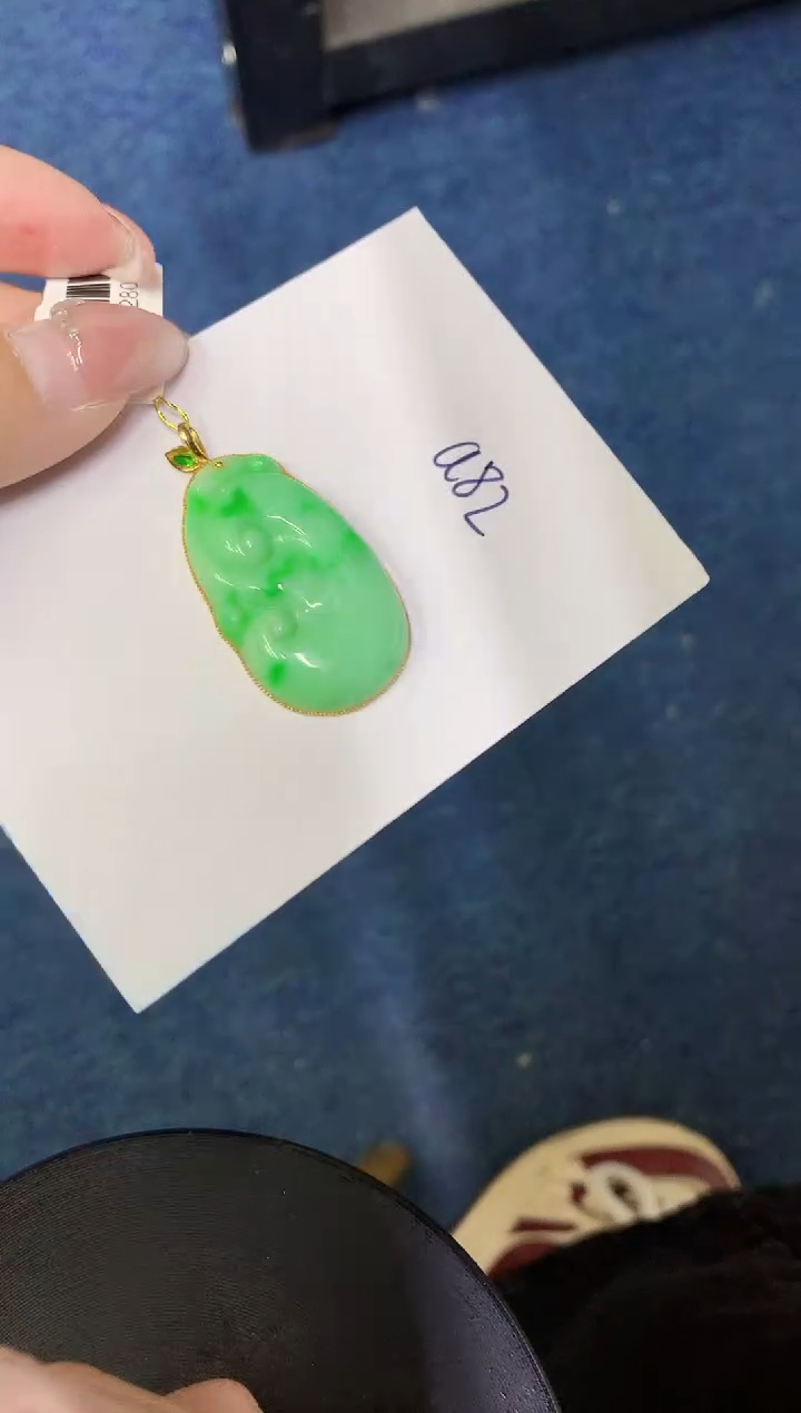 【闪购商品】翡翠颈饰18K金镶嵌000000000000