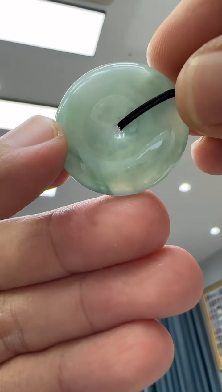 颈饰未镶嵌翡翠天然翡翠A货孤品一件