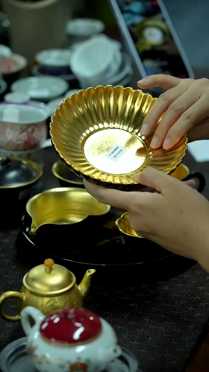 搬迁完毕 景德镇手绘茶具福利