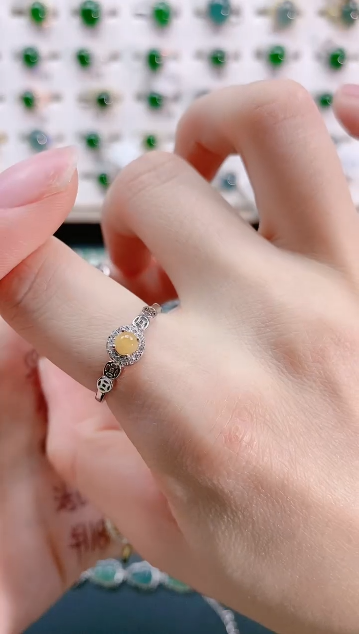 【闪购商品】翡翠戒指银S925镶嵌天然翡翠