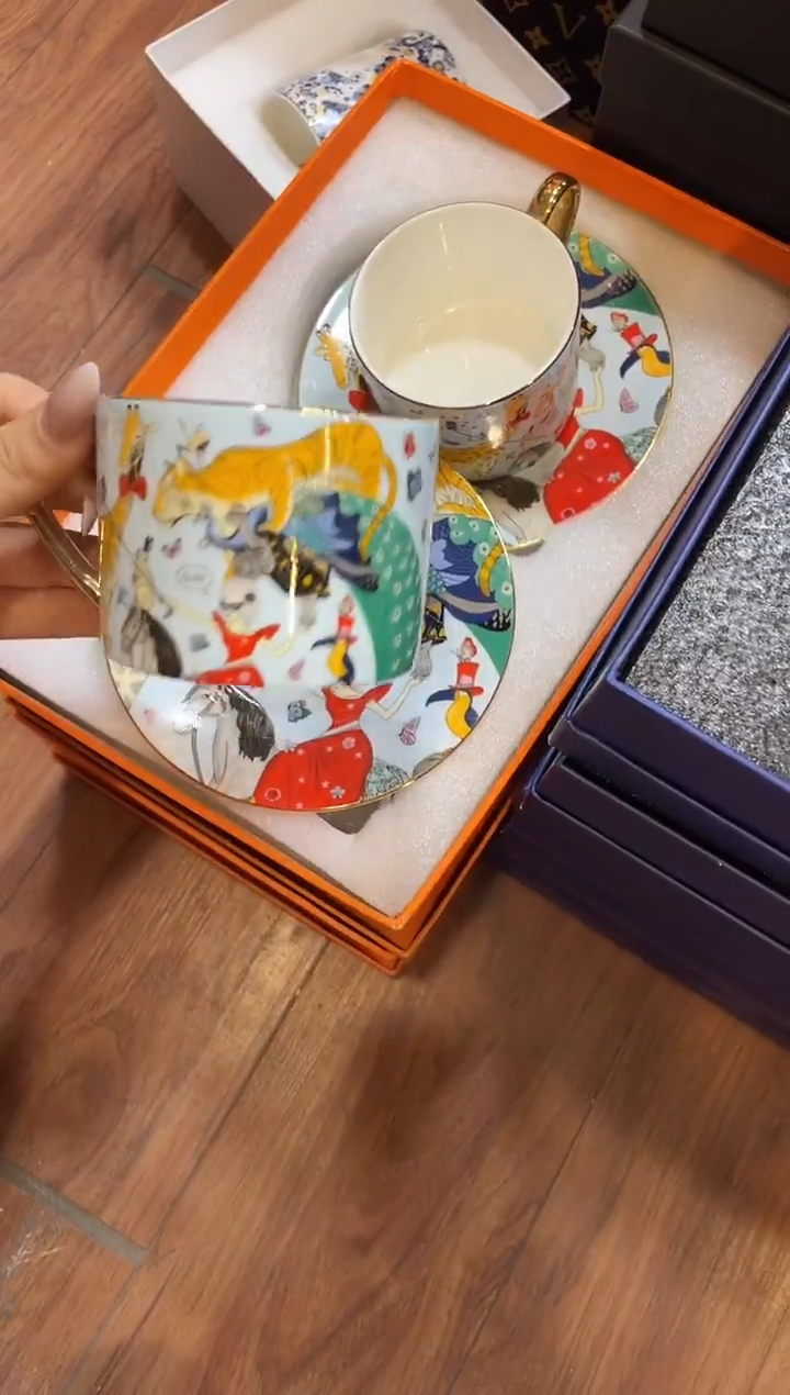 杯鸿辉家品牌瓷器，京东包邮！