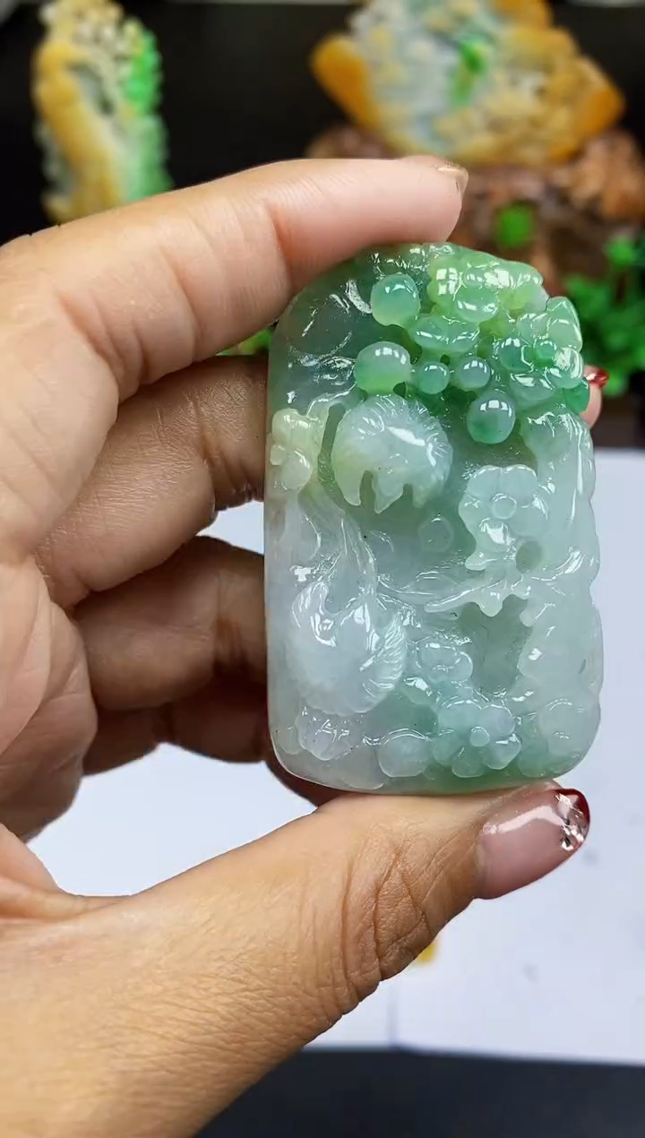 【闪购商品】翡翠颈饰未镶嵌翡翠A货