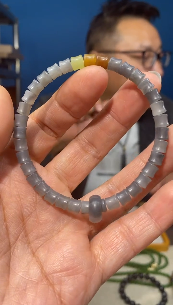 未镶嵌手链和田玉颜色多样性发货拍一发一