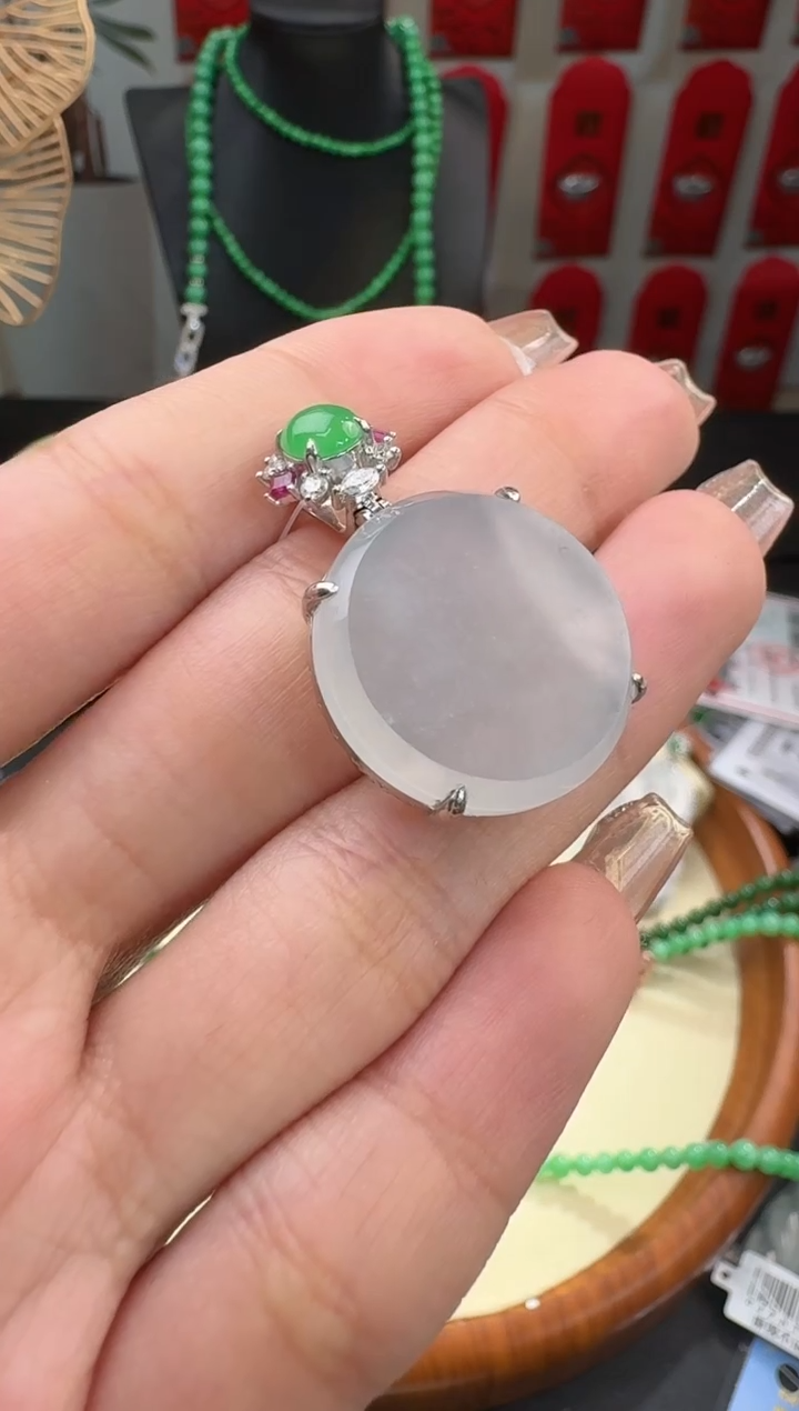 【闪购商品】翡翠颈饰18K金镶嵌挂件