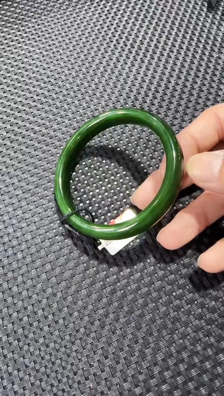 【闪购商品】和田玉（碧玉）手镯未镶嵌圈口约59mm+