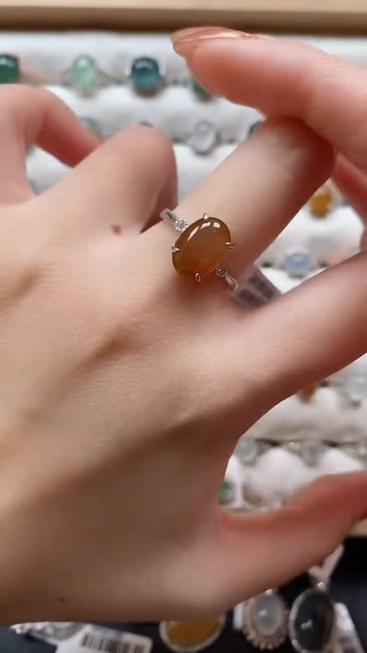 【闪购商品】翡翠戒指银S925镶嵌一物一证一礼盒