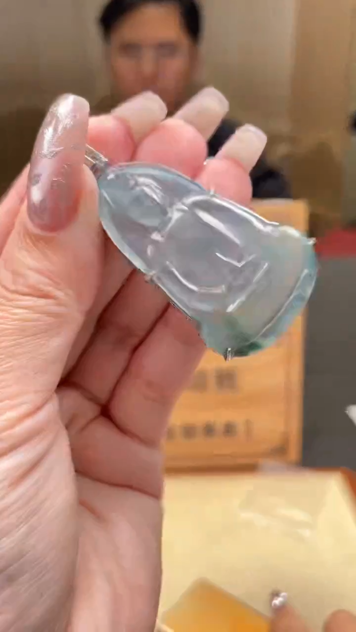 【闪购商品】翡翠颈饰未镶嵌      *252