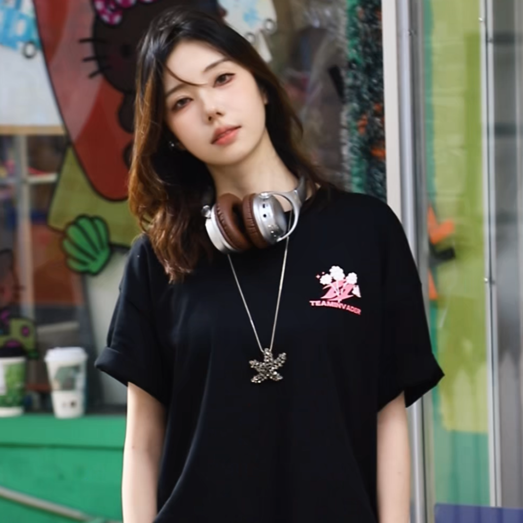 TI舞团花朵丛生短袖T恤百搭黑色女款白色纯棉时尚休闲夏季T05G001