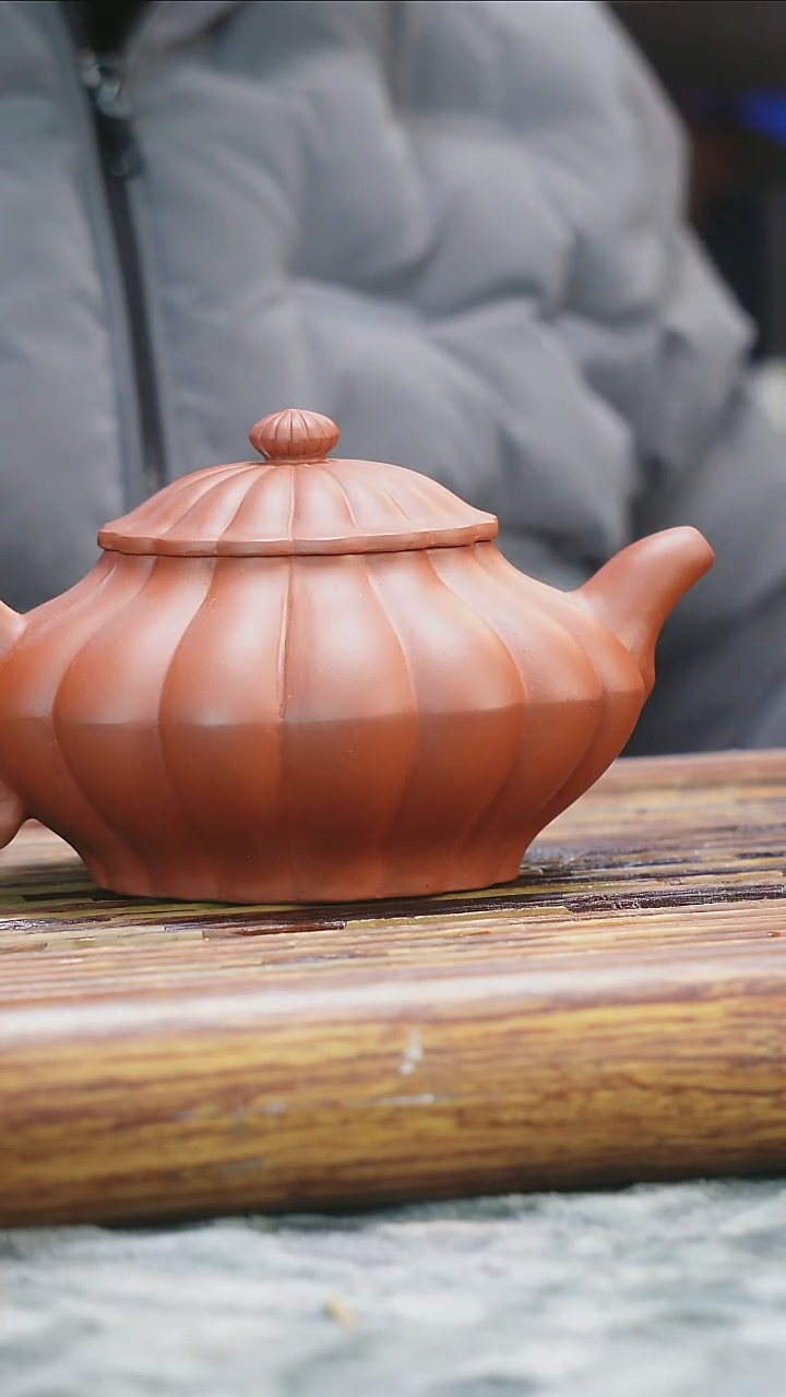 茶壶紫砂朱泥筋文