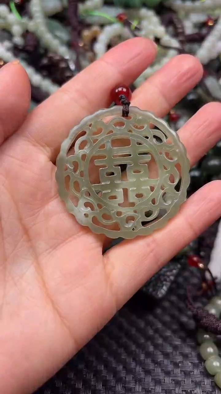 【闪购商品】和田玉颈饰未镶嵌1